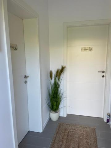 Apartments Cliff ไพราน ภายนอก รูปภาพ